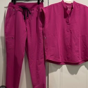 Figs Electric Orchid Set (Zamora Jogger Bottoms & Rafaela Top)